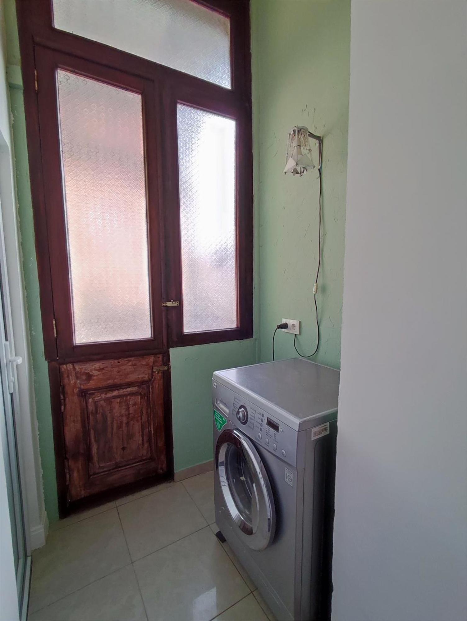 9 Doors Hotel Tbilisi Buitenkant foto