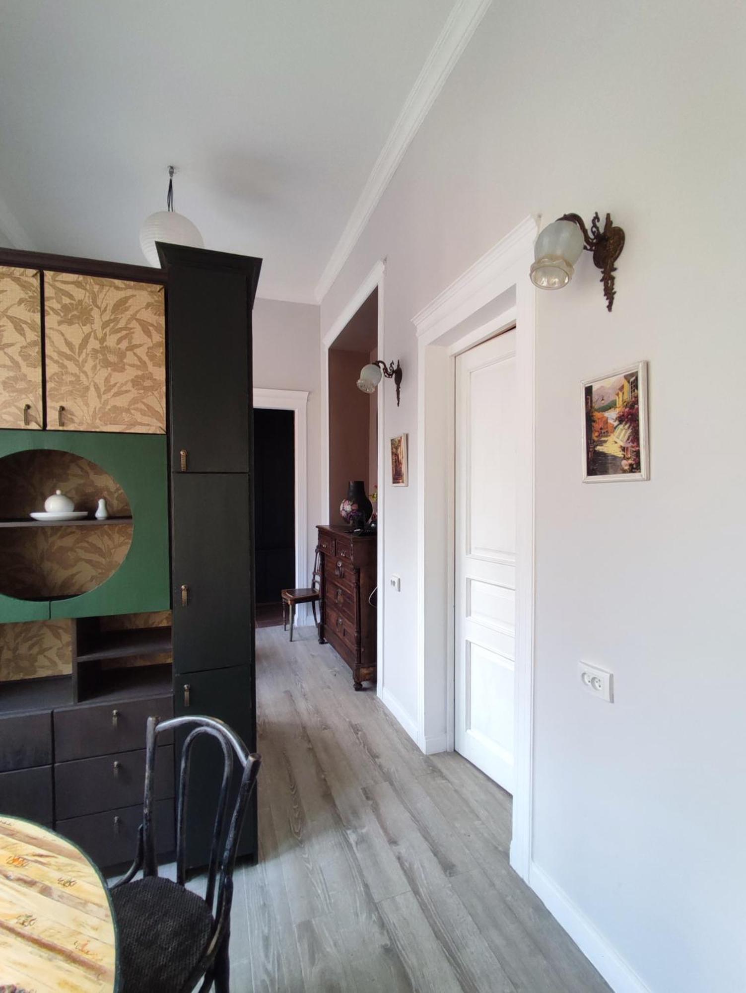 9 Doors Hotel Tbilisi Buitenkant foto