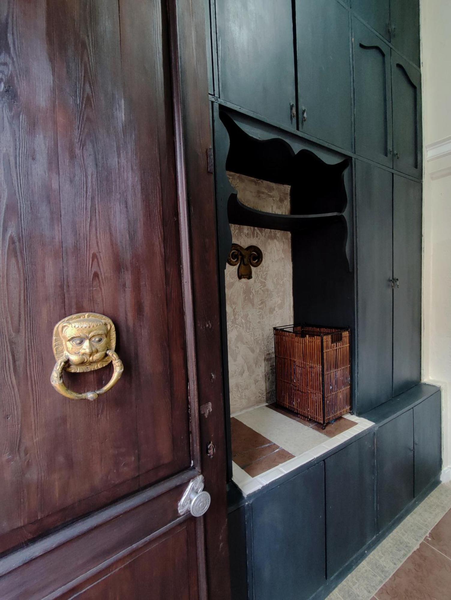 9 Doors Hotel Tbilisi Buitenkant foto