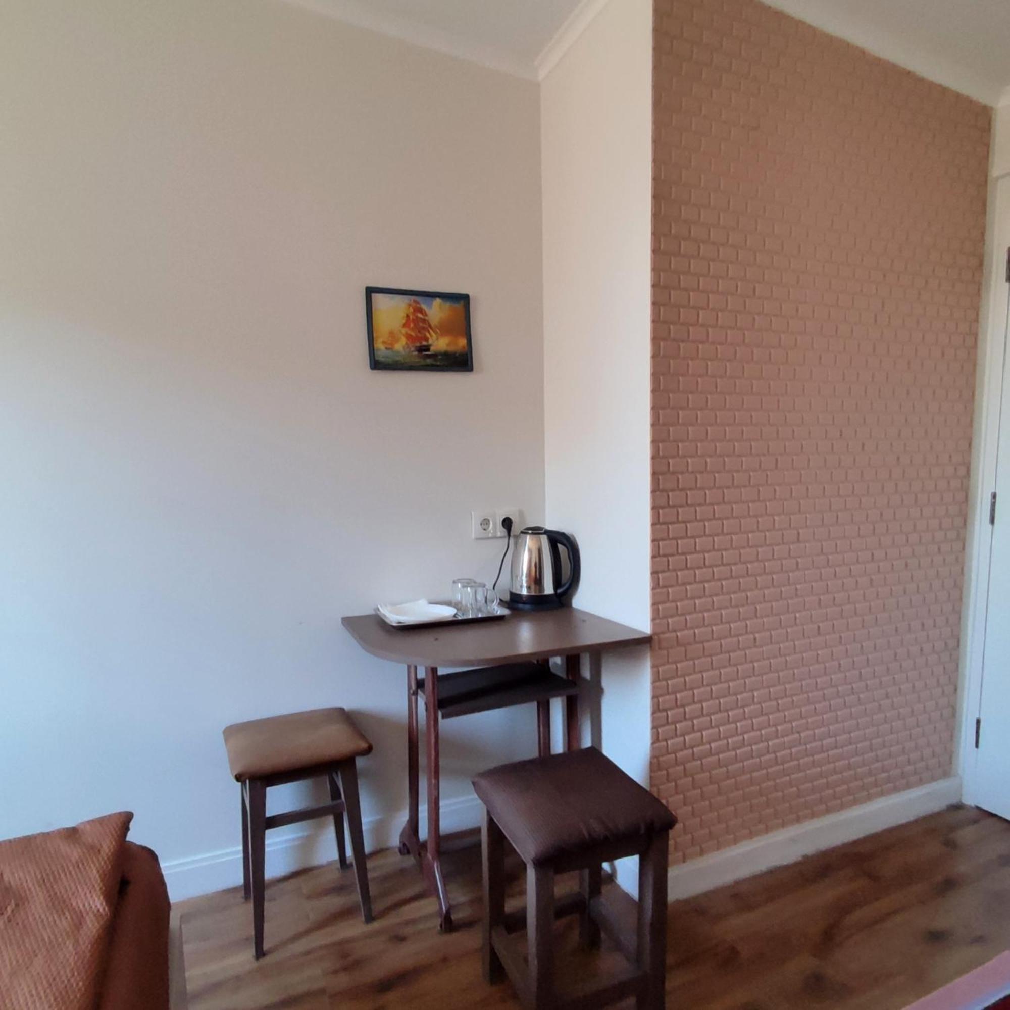 9 Doors Hotel Tbilisi Buitenkant foto